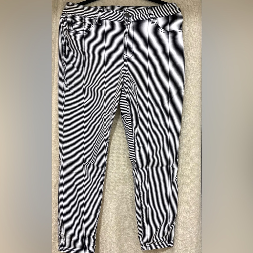 d. jeans Monochrome Striped Pants
